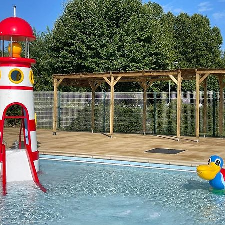 Camping De Thoissey *** מראה חיצוני תמונה