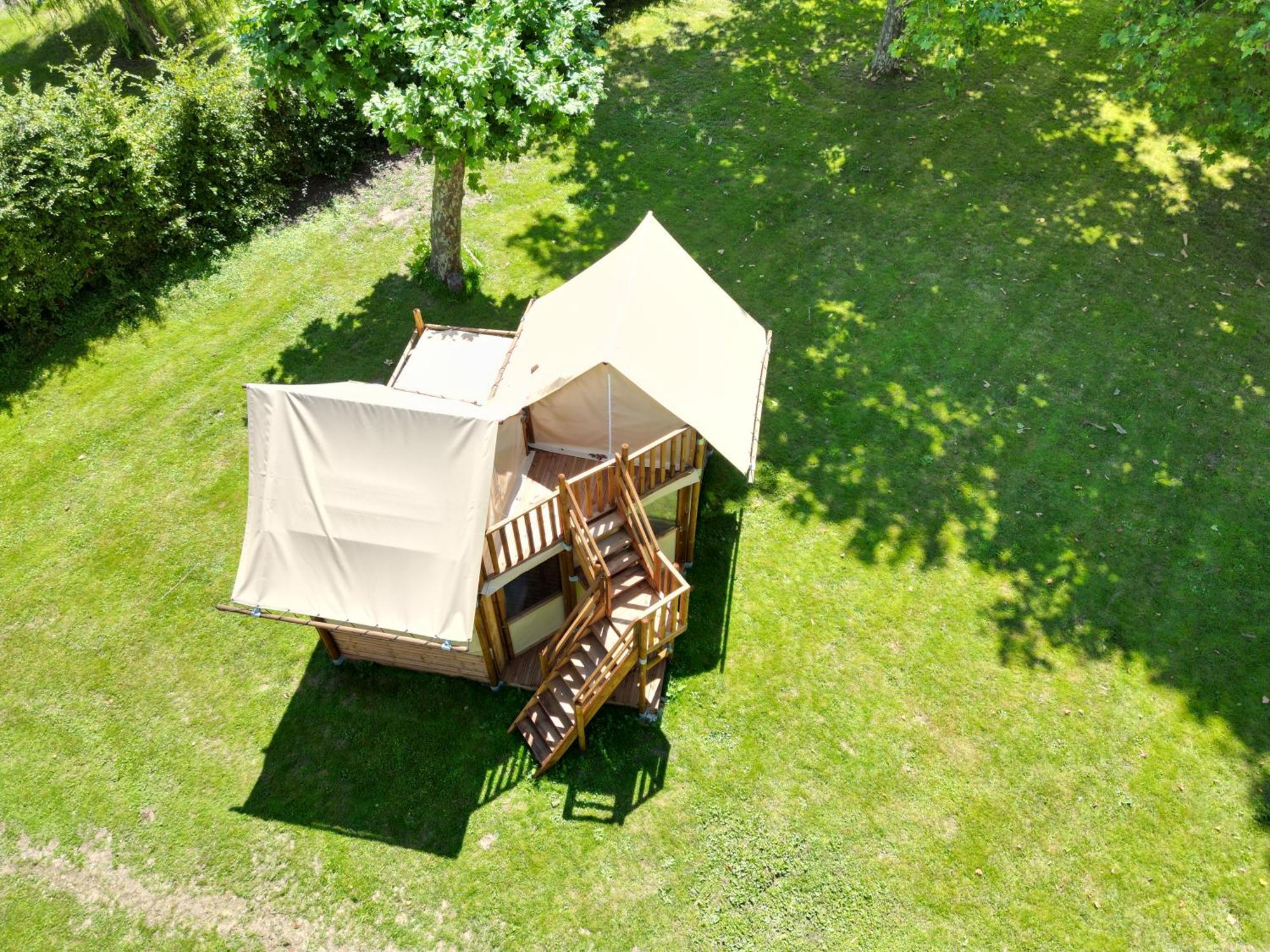 Camping De Thoissey *** מראה חיצוני תמונה