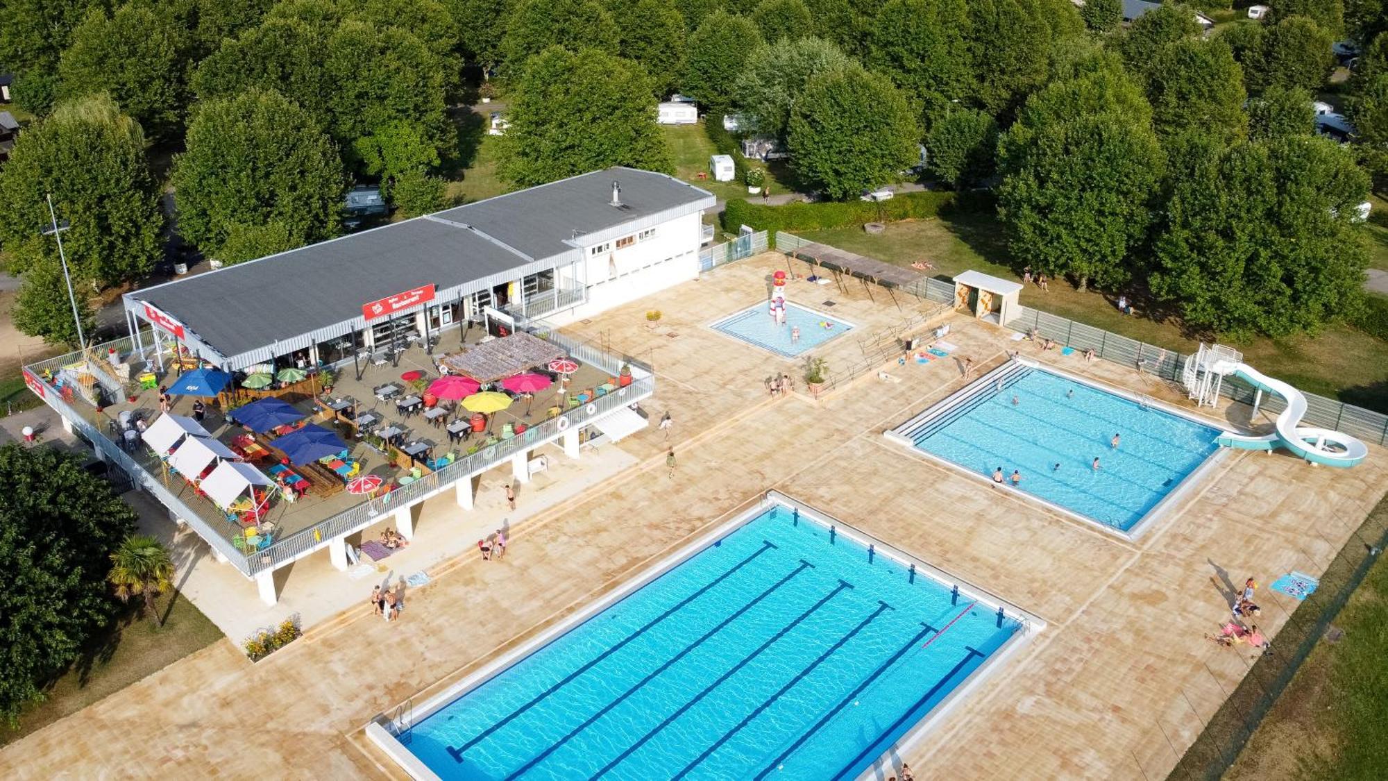 Camping De Thoissey *** מראה חיצוני תמונה