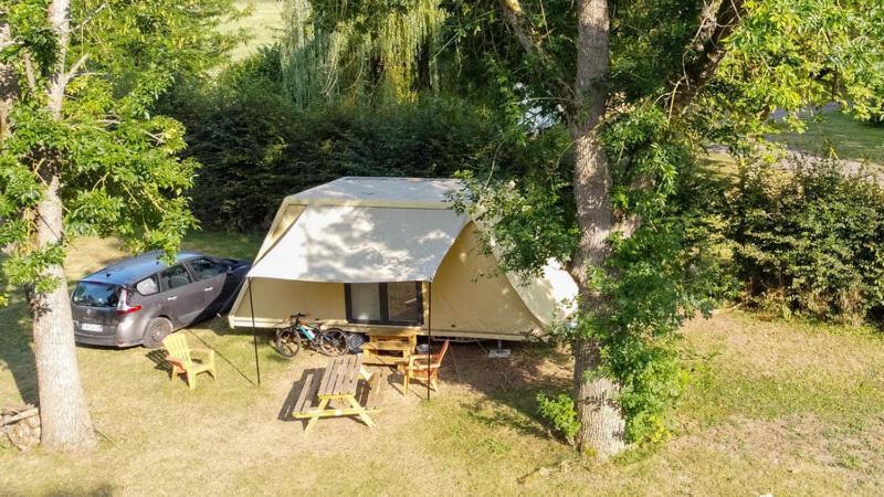 Camping De Thoissey *** מראה חיצוני תמונה