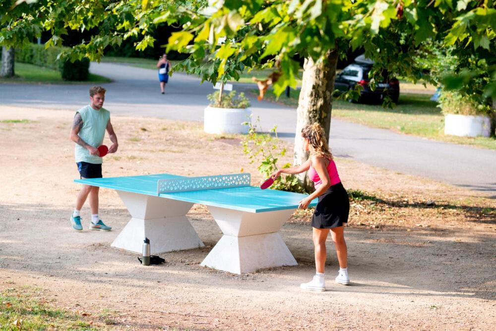 Camping De Thoissey *** מראה חיצוני תמונה